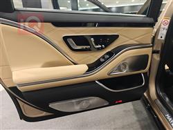 مرسيدس بنز الفئة S مايباخ